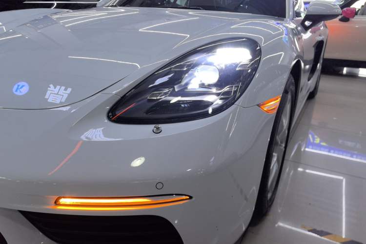 Used Porsche 718 2018 Cayman 2.0T Left Front Headlight