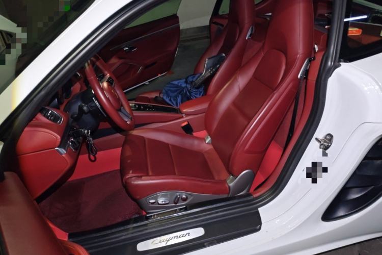 Used Porsche 718 2018 Cayman 2.0T Left Front Seat