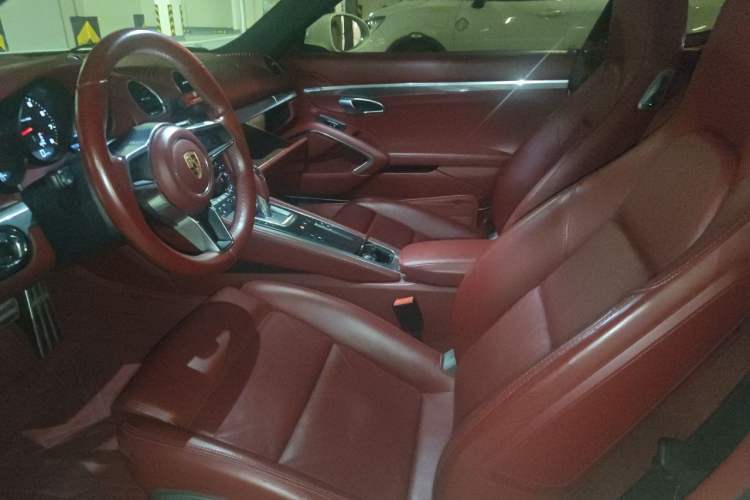 Used Porsche 718 2018 Cayman 2.0T Left Front Seat