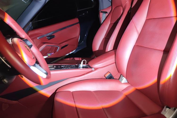 Used Porsche 718 2018 Boxster 2.0T Left Front Seat