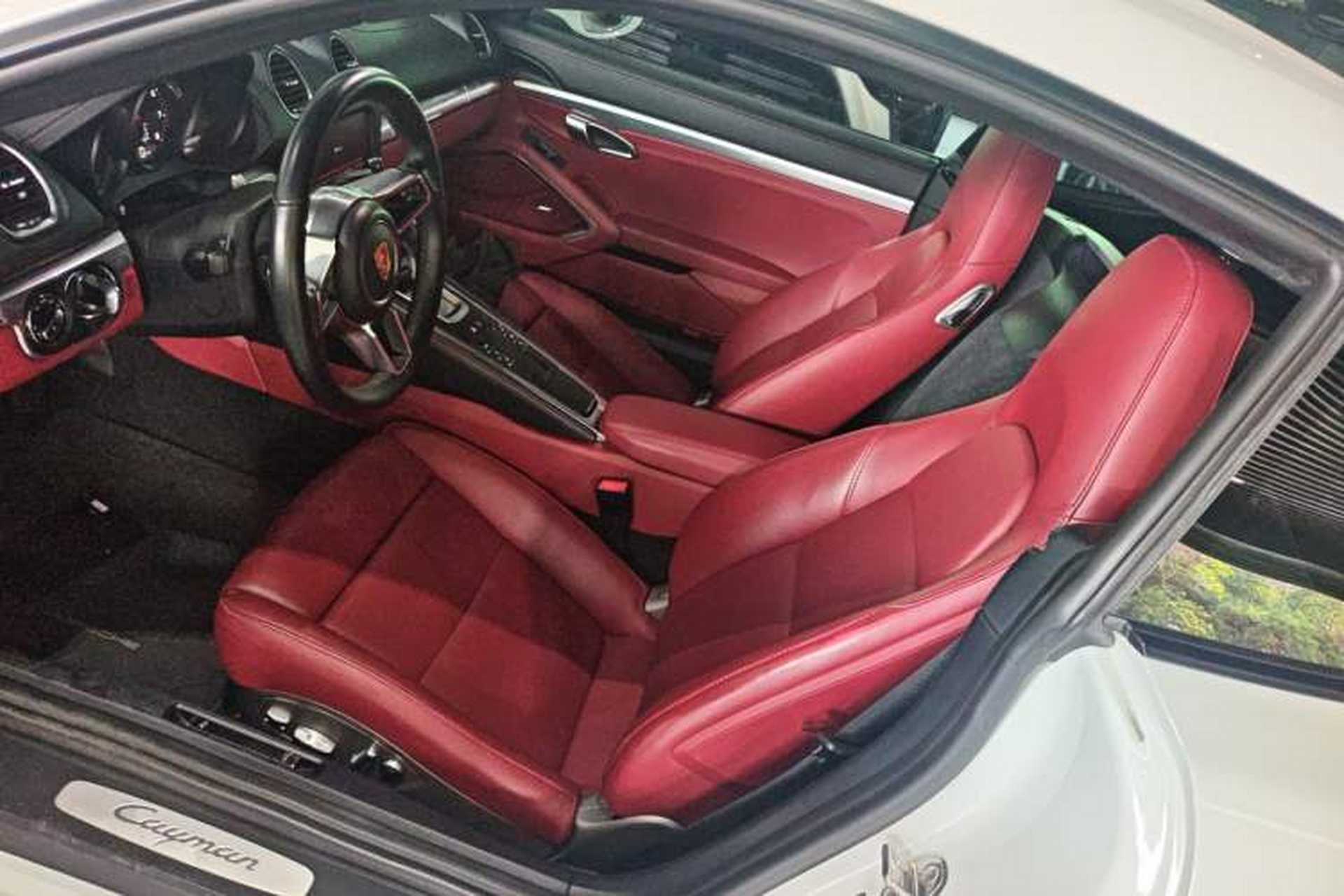 Used Porsche 718 2018 Cayman 2.0T Left Front Seat