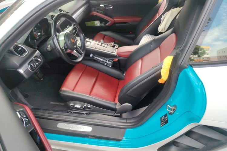 Used Porsche 718 2018 Cayman 2.0T Left Front Seat
