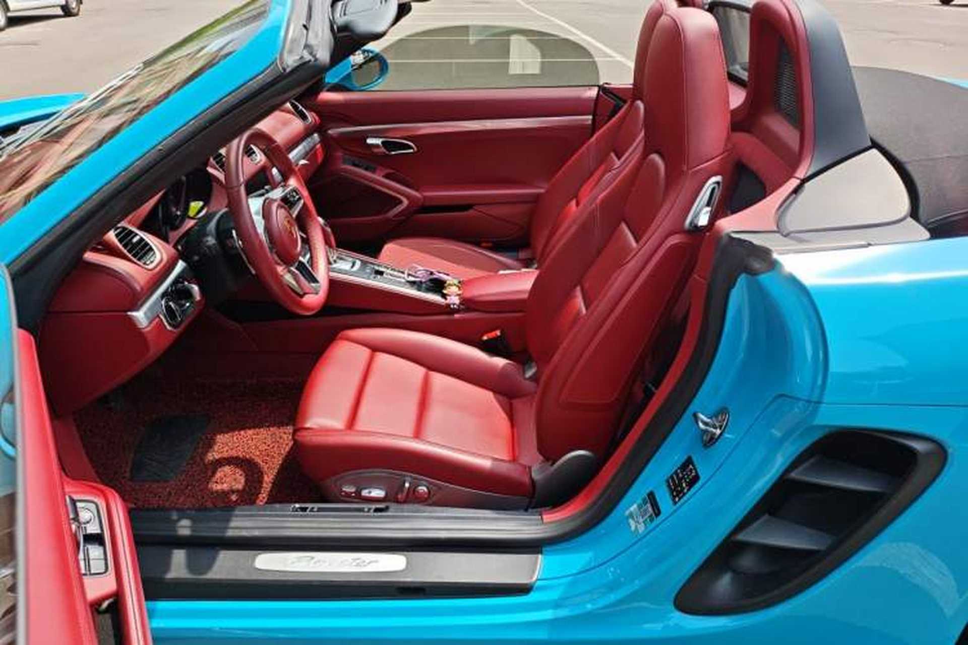 Used Porsche 718 2018 Boxster 2.0T Left Front Seat