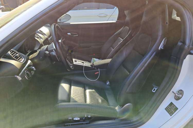 Used Porsche 718 2018 Boxster 2.0T Left Front Seat
