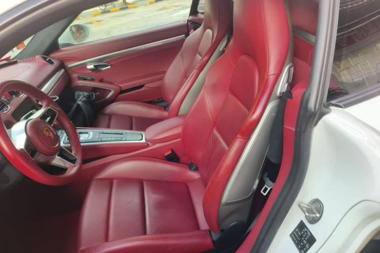 Used Porsche 718 2018 Cayman 2.0T Left Front Seat