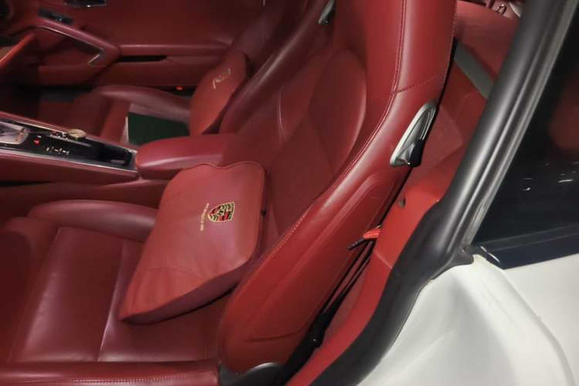 Used Porsche 718 2018 Cayman 2.0T Left Rear Seat