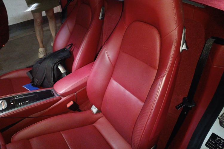 Used Porsche 718 2018 Cayman 2.0T Left Rear Seat