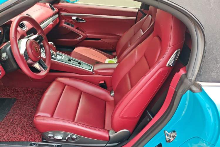 Used Porsche 718 2018 Boxster 2.0T Left Rear Seat