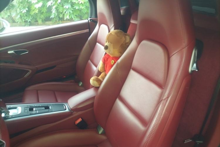 Used Porsche 718 2018 Boxster 2.0T Left Rear Seat