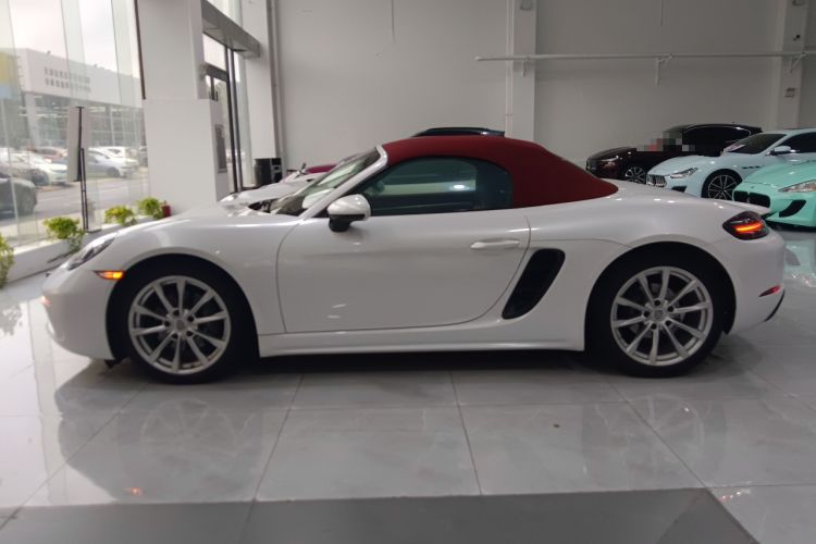 Used Porsche 718 2018 Boxster 2.0T Left Side