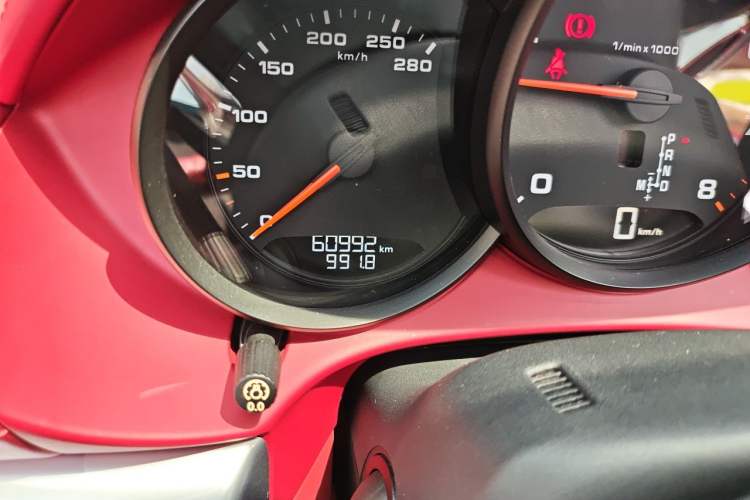Used Porsche 718 2018 Boxster 2.0T Odometer Close Up