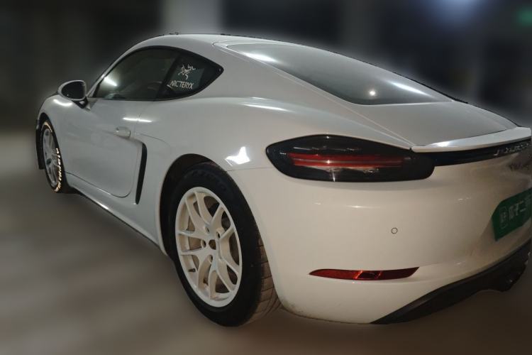 Used Porsche 718 2018 Cayman 2.0T Rear Left 45 Deg