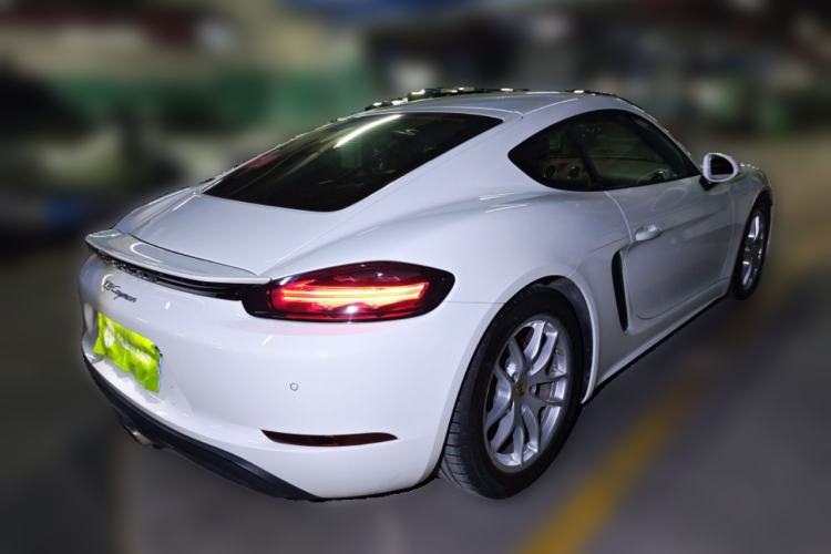 Used Porsche 718 2018 Cayman 2.0T Rear Right 45 Deg