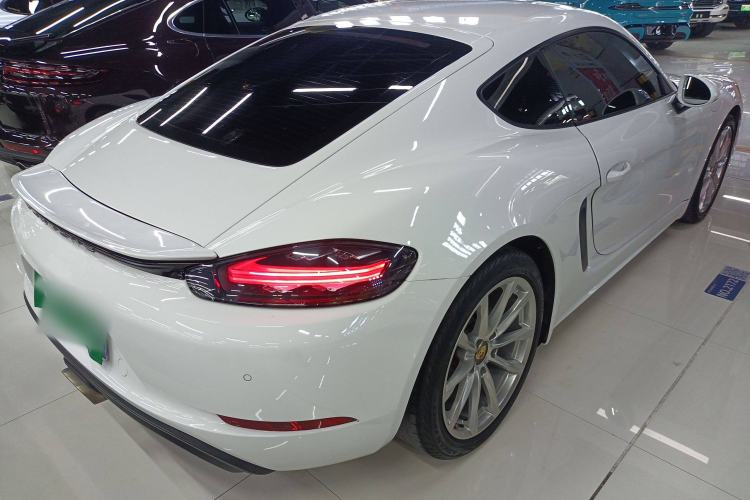 Used Porsche 718 2018 Cayman 2.0T Rear Right 45 Deg