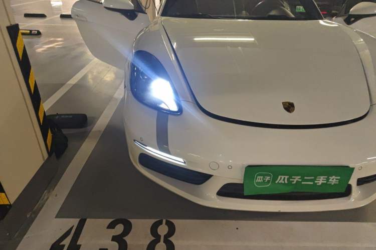 Used Porsche 718 2018 Cayman 2.0T Right Front Headlight