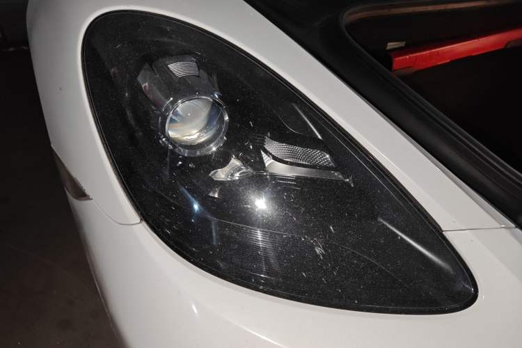 Used Porsche 718 2018 Boxster 2.0T Right Front Headlight