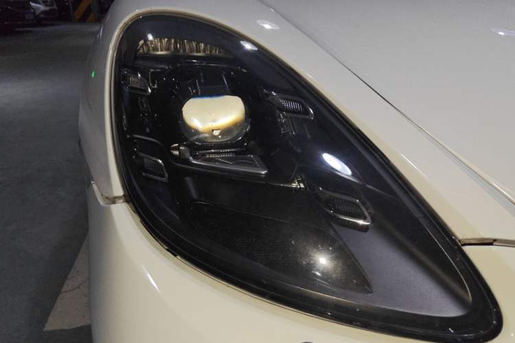 Used Porsche 718 2018 Boxster 2.0T Right Front Headlight