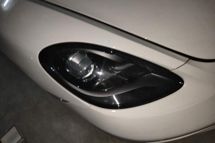 Used Porsche 718 2018 Boxster 2.0T Right Front Headlight