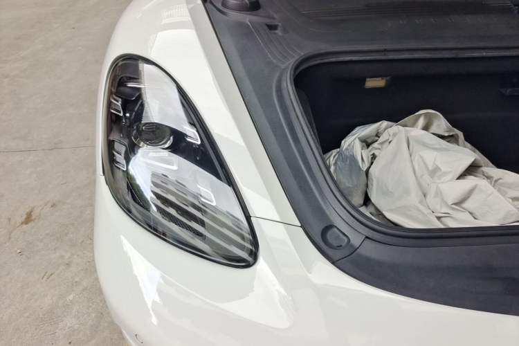 Used Porsche 718 2018 Boxster 2.0T Right Front Headlight
