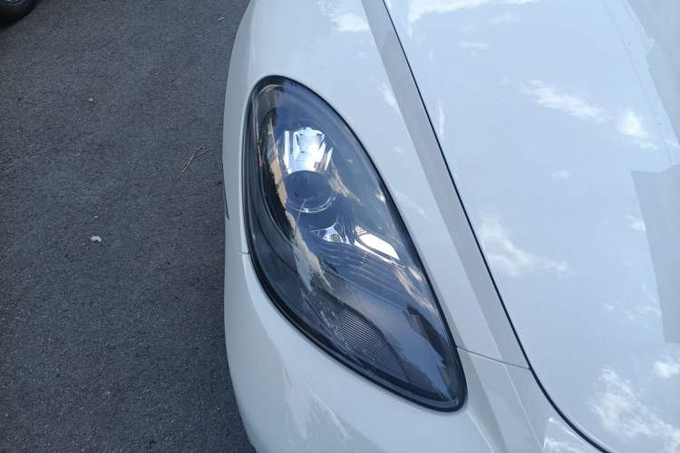 Used Porsche 718 2018 Boxster 2.0T Right Front Headlight