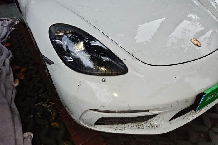 Used Porsche 718 2018 Cayman 2.0T Right Front Headlight