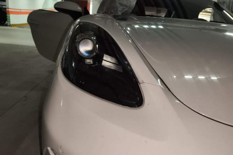 Used Porsche 718 2018 Boxster 2.0T Right Front Headlight