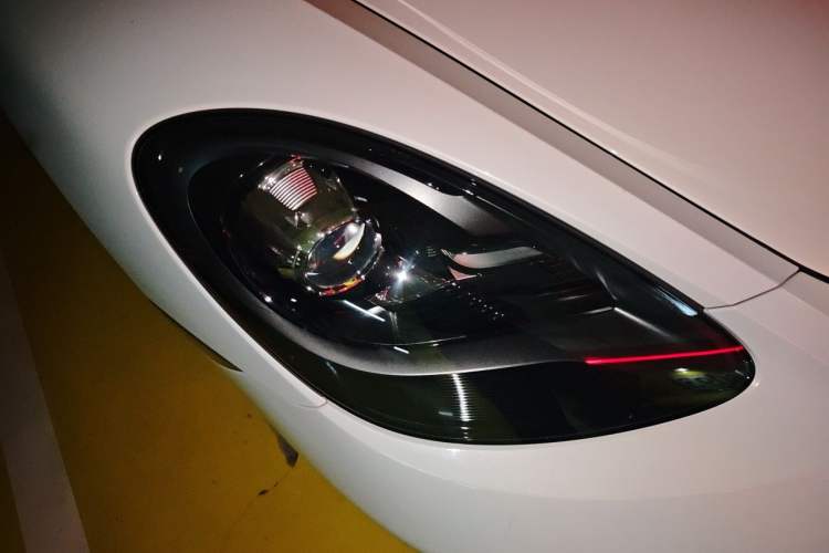 Used Porsche 718 2018 Boxster 2.0T Right Front Headlight