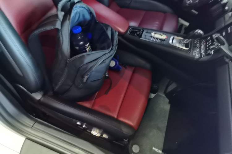 Used Porsche 718 2018 Cayman 2.0T Right Front Seat