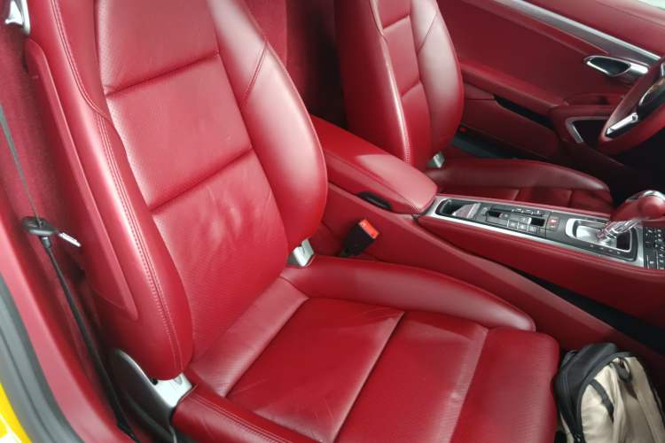 Used Porsche 718 2018 Boxster 2.0T Right Front Seat