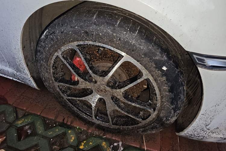 Used Porsche 718 2018 Cayman 2.0T Right Front Wheel Hub