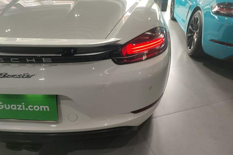 Used Porsche 718 2018 Boxster 2.0T Right Rear Taillight