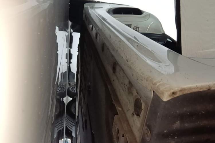 Used Porsche 718 2018 Cayman 2.0T Right Side Sill