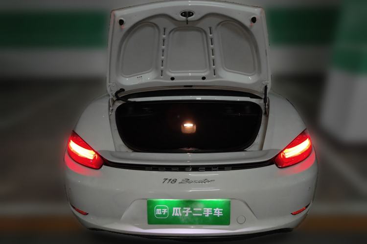 Used Porsche 718 2018 Boxster 2.0T Trunk