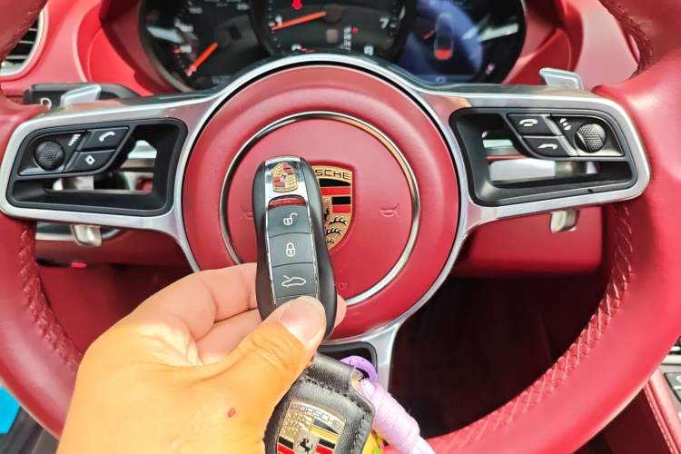 Used Porsche 718 2018 Boxster 2.0T Vehicle Key