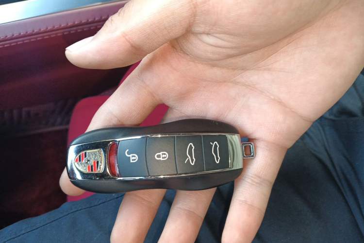 Used Porsche 718 2018 Boxster 2.0T Vehicle Key