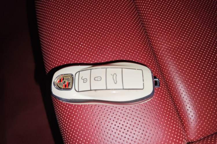 Used Porsche 718 2018 Cayman 2.0T Vehicle Key