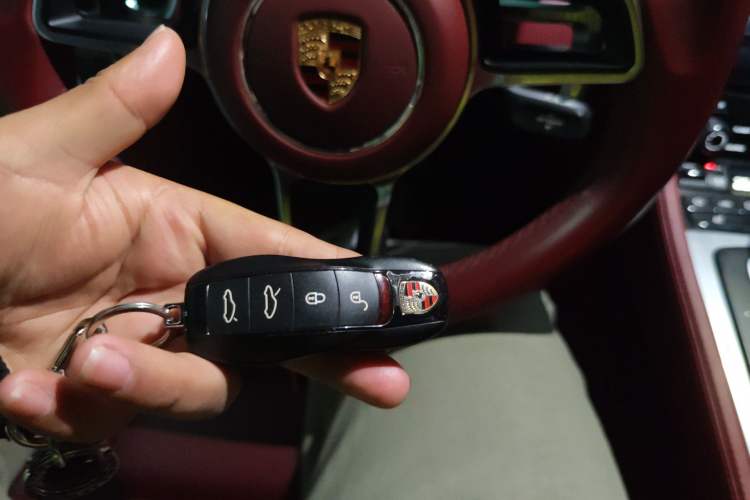 Used Porsche 718 2018 Boxster 2.0T Vehicle Key
