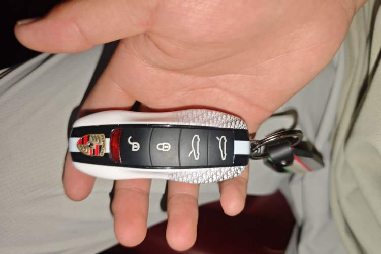 Used Porsche 718 2018 Cayman 2.0T Vehicle Key