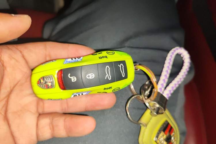 Used Porsche 718 2018 Boxster 2.0T Vehicle Key