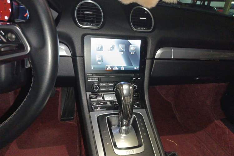 Used Porsche 718 2018 Cayman 2.0T Audio And AC Panel