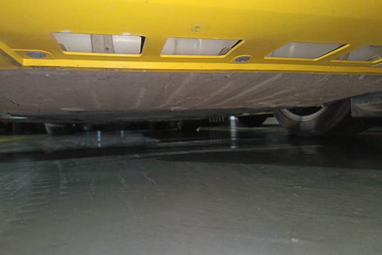 Used Porsche 718 2018 Cayman 2.0T Chassis Front