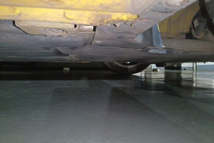 Used Porsche 718 2018 Cayman 2.0T Chassis Front Right