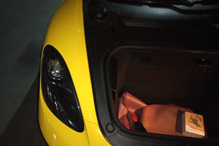 Used Porsche 718 2018 Cayman 2.0T Engine Bay Right