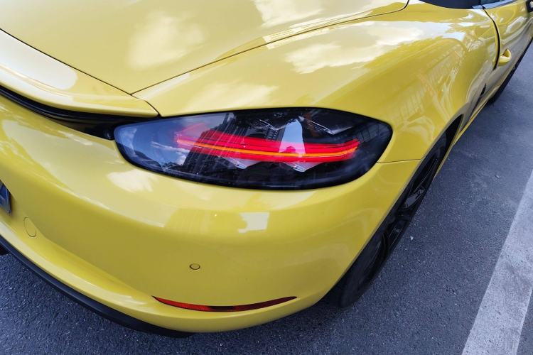 Used Porsche 718 2018 Boxster 2.0T Exterior 6
