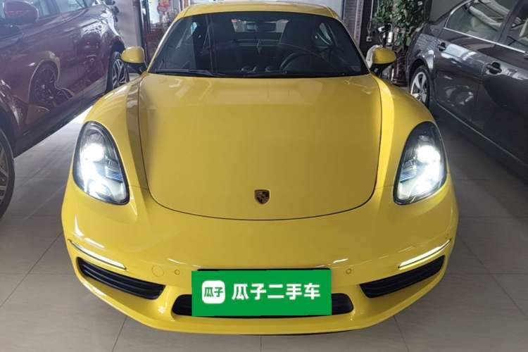 Used Porsche 718 2018 Cayman 2.0T Front