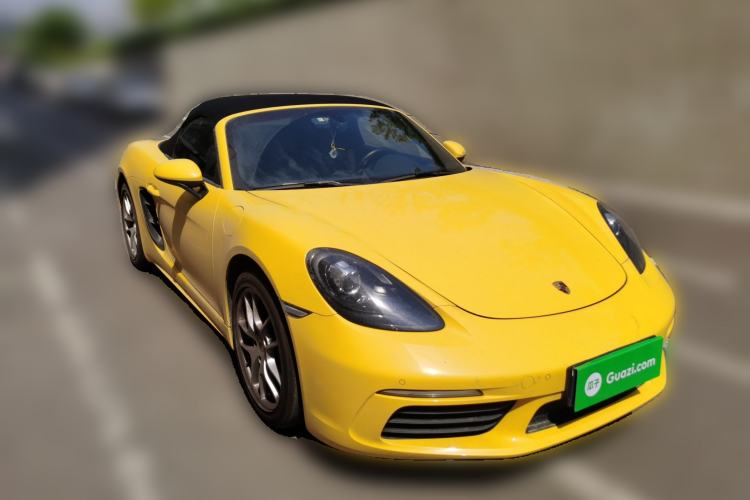 Used Porsche 718 2018 Boxster 2.0T Front Right 45 Deg