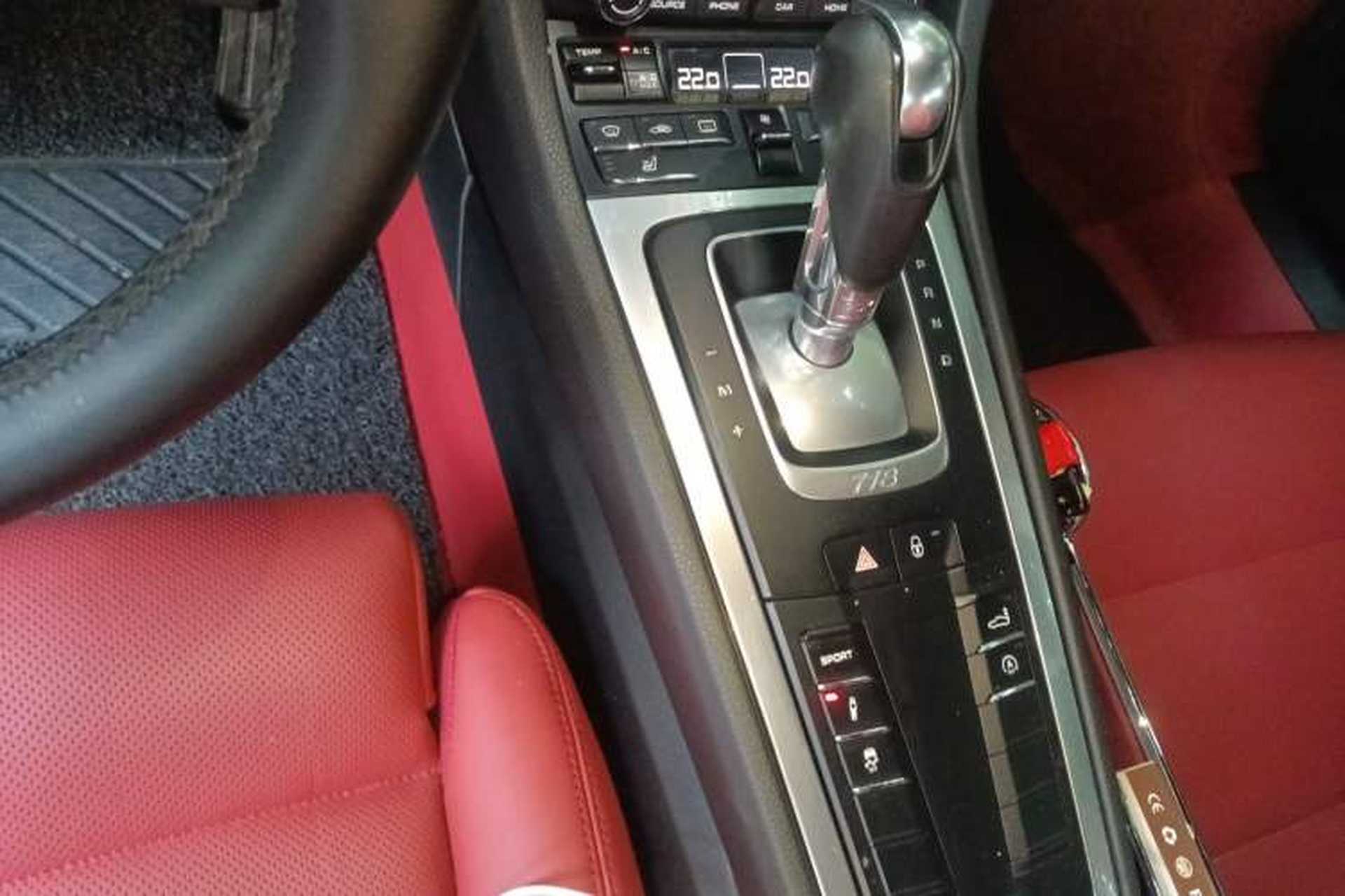 Used Porsche 718 2018 Cayman 2.0T Gear Lever