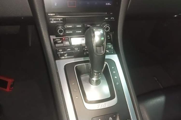 Used Porsche 718 2018 Cayman 2.0T Gear Lever