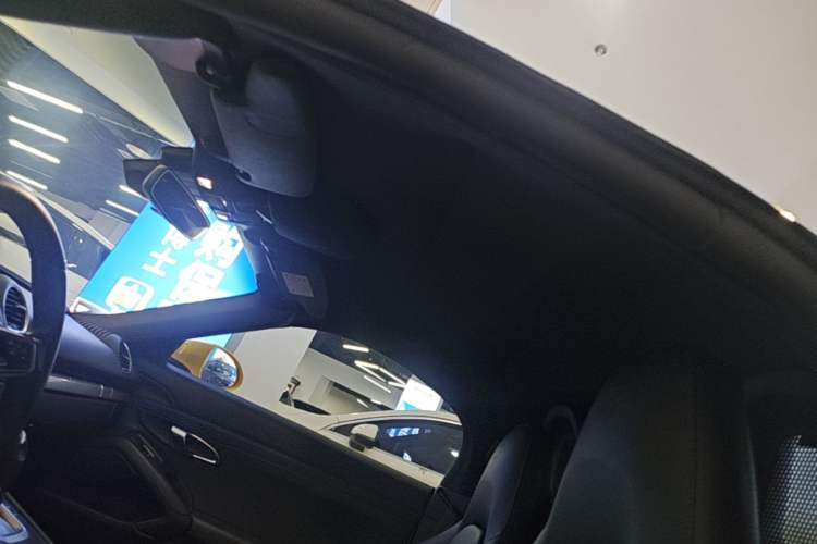 Used Porsche 718 2018 Boxster 2.0T Headliner