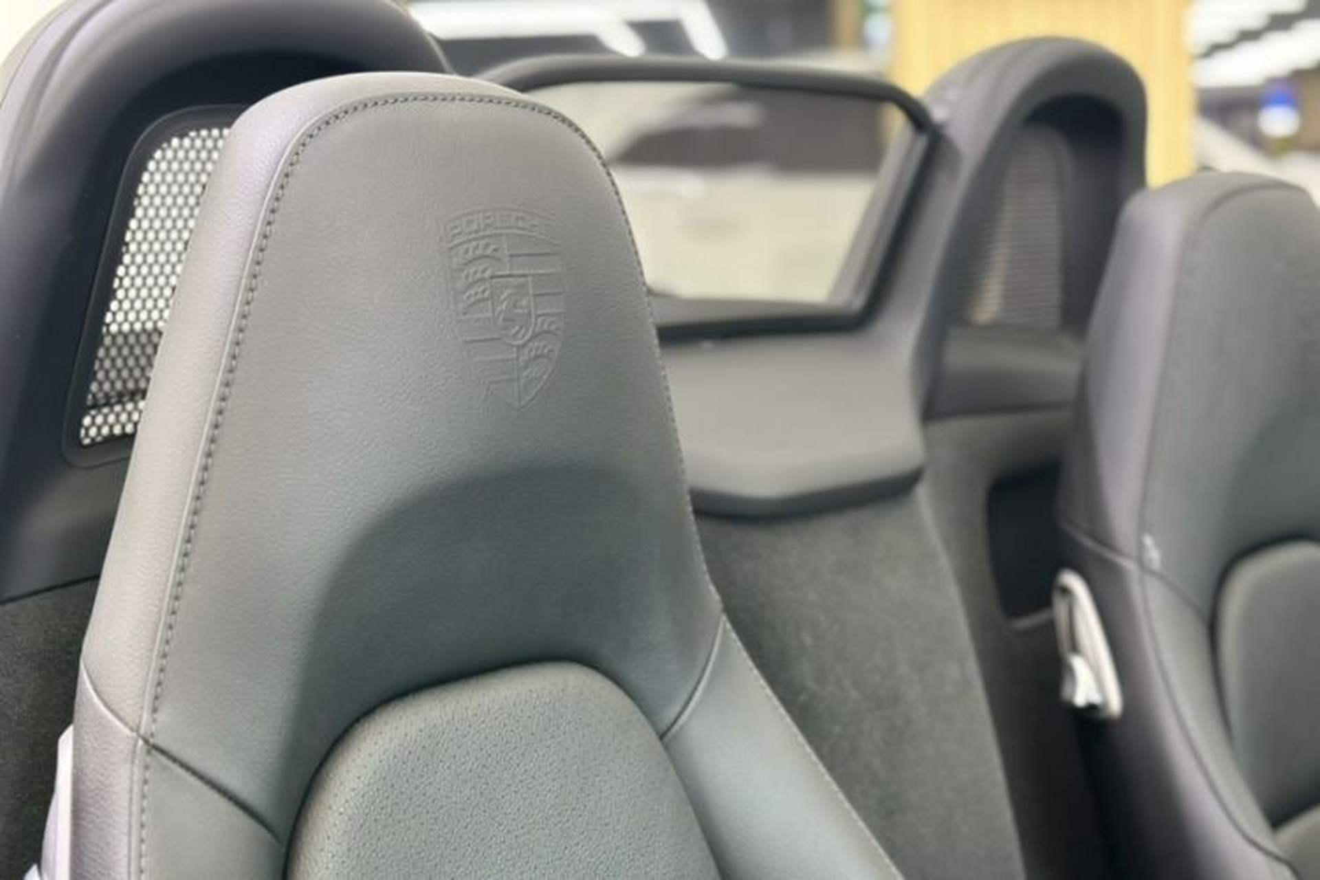 Used Porsche 718 2018 Boxster 2.0T Interior 3
